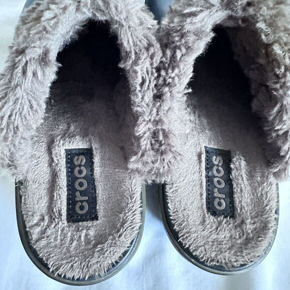 Crocs‎ Cobbler Eva Women's Size 7 Brown Faux Fur Lined Clogs Mules Shoes 11552 - Picture 3 of 10